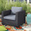 Chaise de patio avec coussins sunbrella Halloran