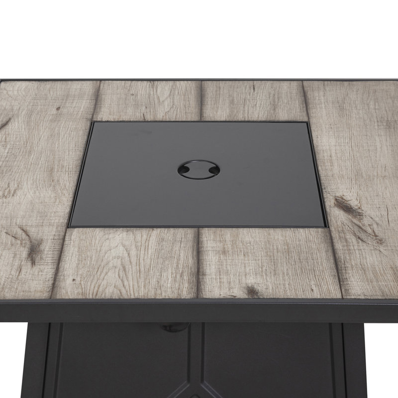 Foyer de table en acier au propane avec couvercle et protection contre les intempéries Dygert H 25 po x l 28 po