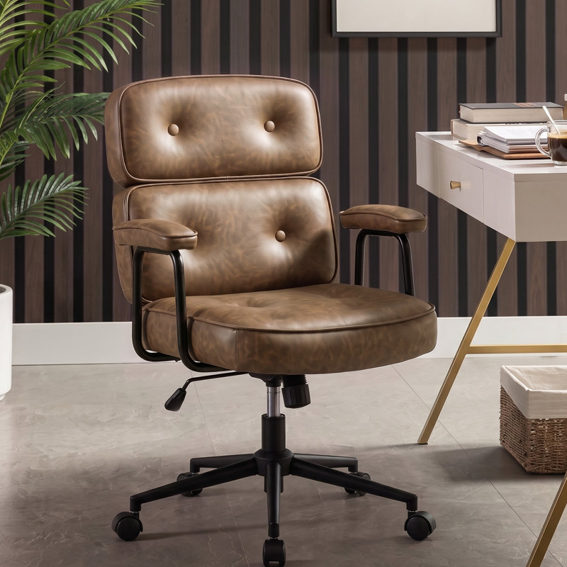 Chaise de bureau pivotante Arless en similicuir capitonné, avec accoudoirs rembourrés, Brun