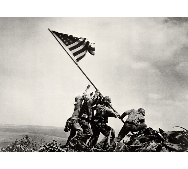 Lever du drapeau sur Iwo Jima, H 28 po x l 39 po