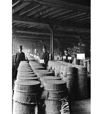 " Cinnamon Sacks, London "