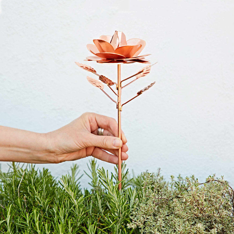 Metal Copper Rose Garden Statue