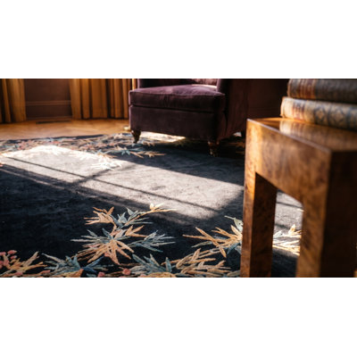 Tapis chinois noir antique Artistic Art Deco