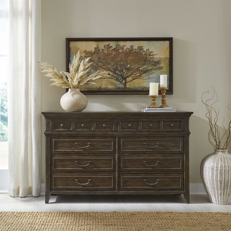 Paradise Valley 8 Drawer Dresser