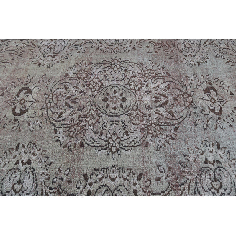 Élégant tapis turc en laine de style bohémien de l'Ancien Monde idéal pour enrichir le décor d'un salon