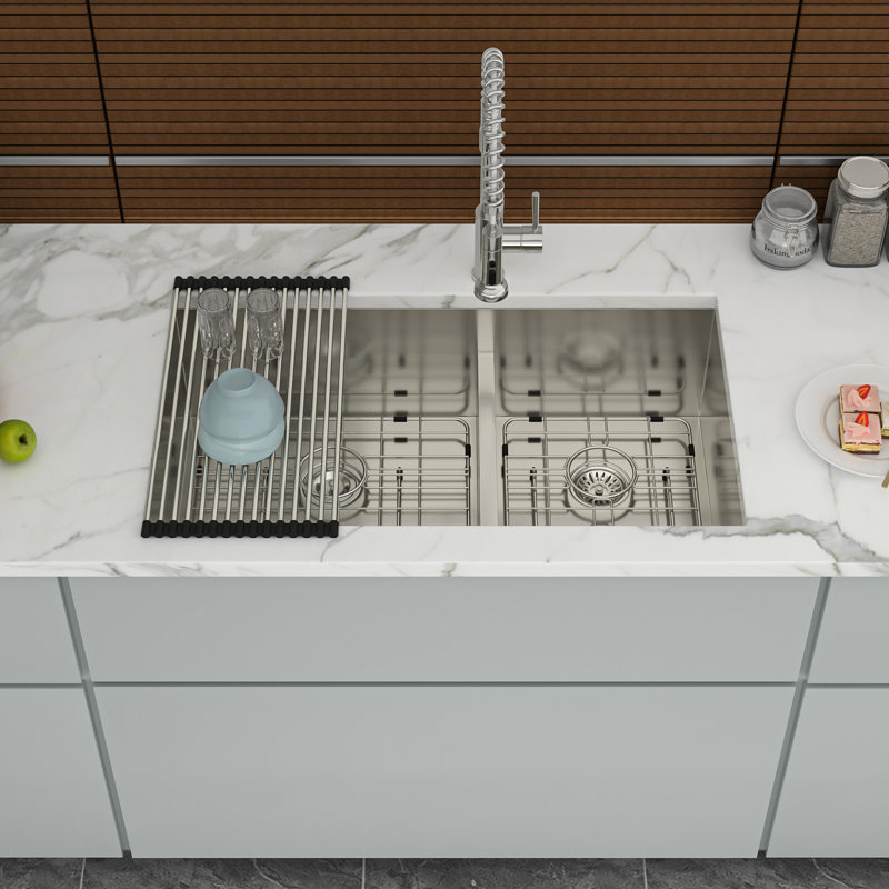Évier de cuisine encastré à double cuve 60/40 de 28 po x 19 po de calibre 16 avec deux cuves profondes de 10 po, bonde arrière de 3,5 po, rainures en X pour faciliter le drainage, tampons d'insonorisation de 3 m, jet de condensation, grille de séchag