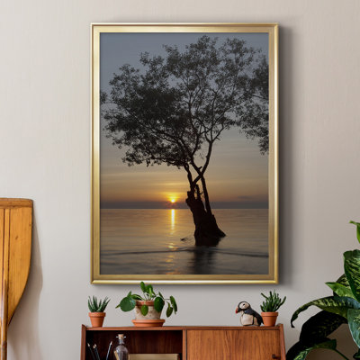 «Sunset Silhouette», reproduction encadrée de qualité supérieure - prête à être accrochée