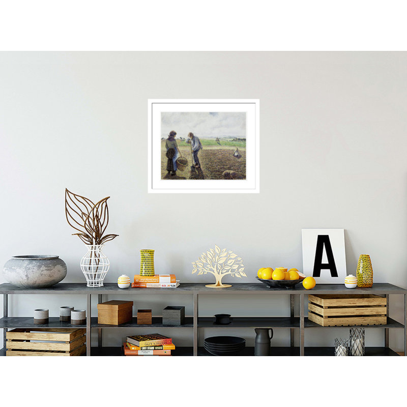 «Peasants in the Fields Eragny» par Camille Pissarro, impression giclée encadrée, H 23,5 po x l 27,9 po