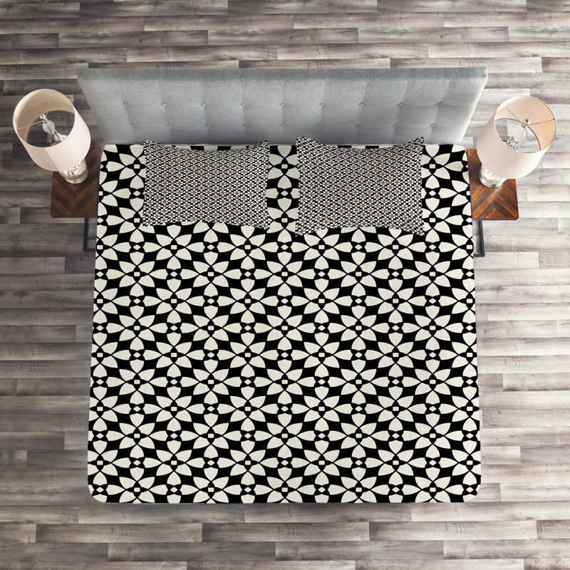 Farmhouse / Country Polyester Coverlet, King Bedspread + 2 Shams, Lack/Hite