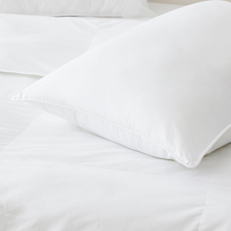 Down Alternative Medium Pillow, Queen