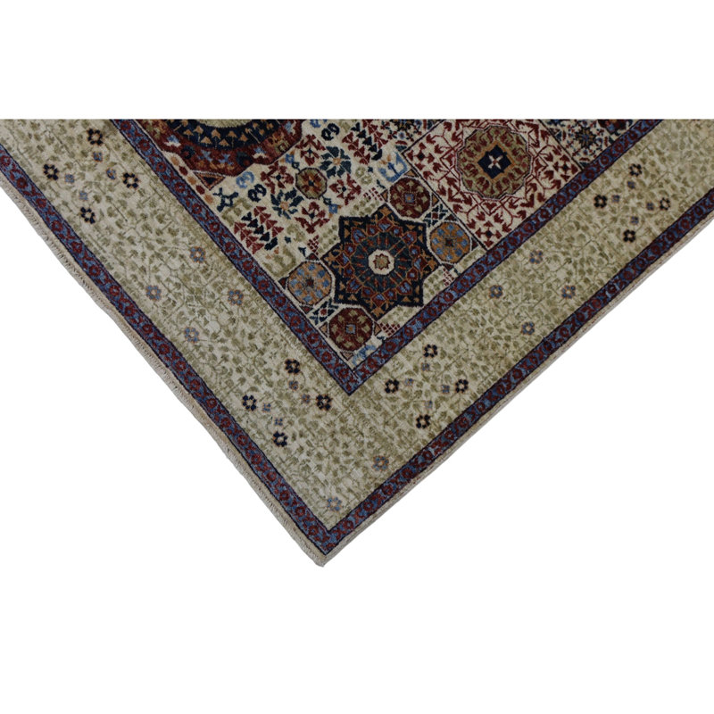 Hand Knotted Wool Area Rug in White