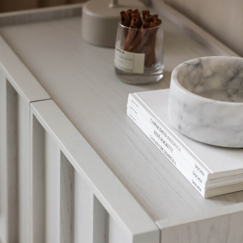 Buffet Simple, Blanc