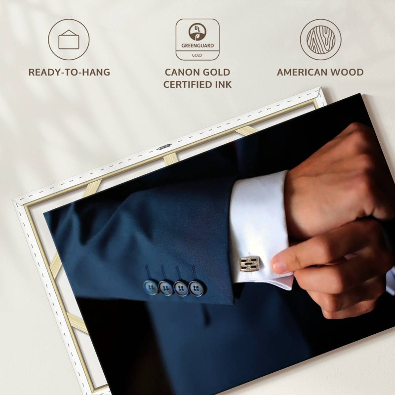 Shuttleworth Groom Cuff, 34" H x 51" W