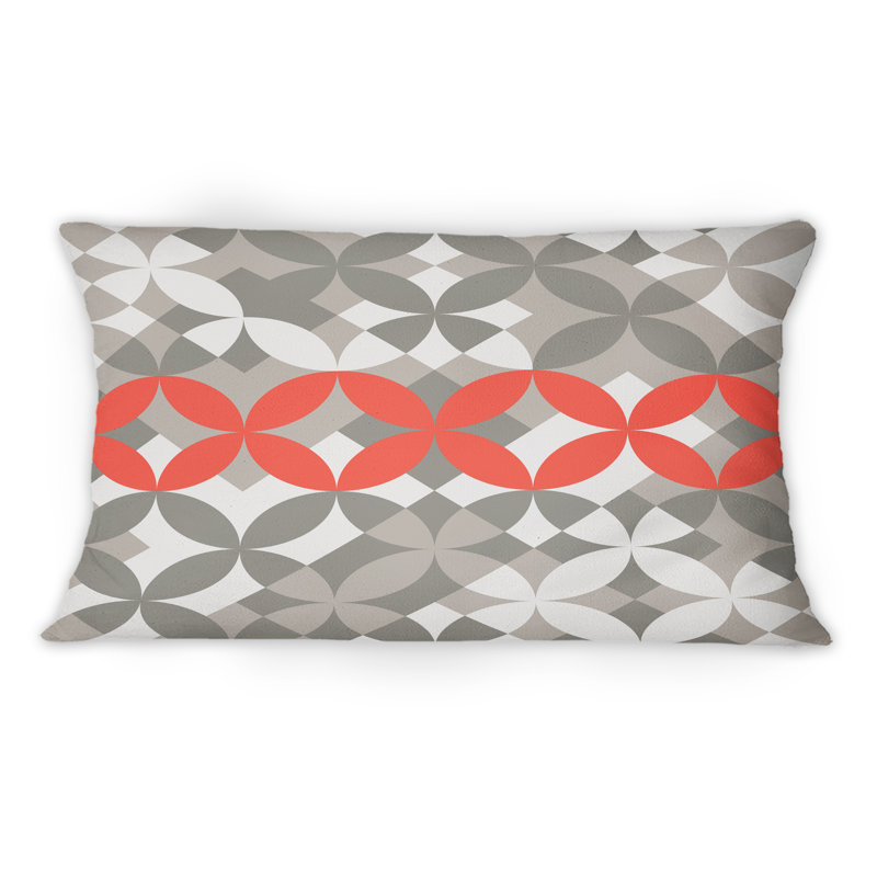 Coussin décoratif rouge à motif fleur rouge sur fond gris et blanc