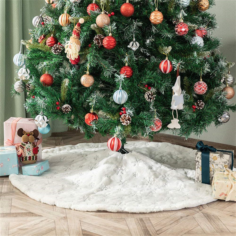 Faux Fur Tree Skirt
