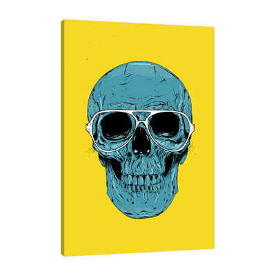 «Blue Skull», toile tendue par Balazs Solti
