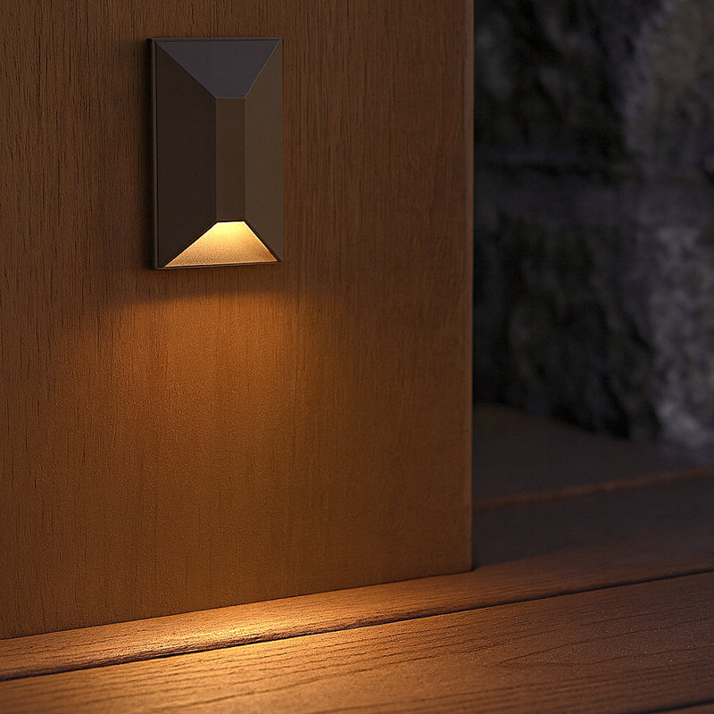Hinkley Nuvi Rectangular Deck Sconce, Brown