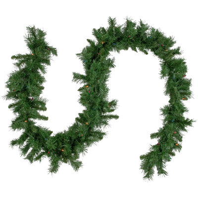 Guirlande de Noël 9 pi x 10 po Chatham