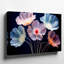 Toile, arrangement hypnotisant de fleurs translucides éthérées mettant en vedette cinq délicates fleurs murales ornées de dégradés doux-902646520
