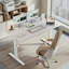 Bureau debout électrique réglable en hauteur de 63 pouces avec préréglage de la mémoire, bureau à domicile ergonomique assis-debout, bureau d'ordinateur avec crochets, blanc-1875506046-1875506047