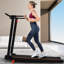 Tapis roulant de 3,0 hp avec inclinaison de 8%, pliable et portatif, capacité de 265 lb, 4 pieds de support réglables pour une utilisation à domicile Inclinaison de 3,0 hp, exercice privé, pieds, canal de course spacieux