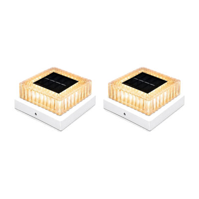 Capuchon de clôture solaire blanc avec DEL blanc chaud pour poteaux 3,5 x 3,5 et 4 x 4