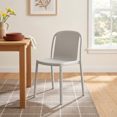 Chaise Decade