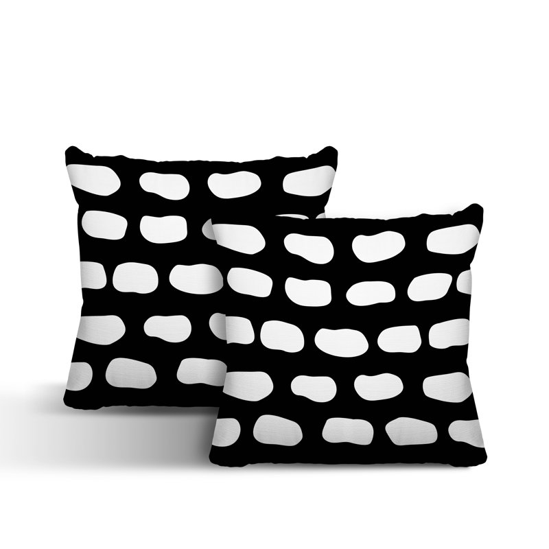 Oreiller carré intérieur / extérieur Aria Dash, L 17 po x H 17 po, Noir