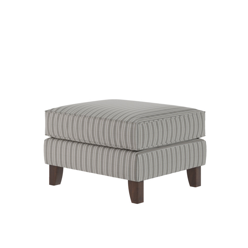 Ekaitz Upholstered Ottoman