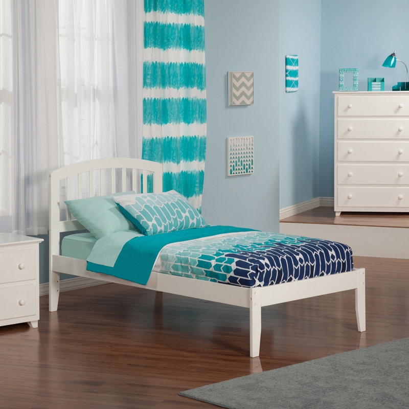 Bealeton Solid Wood Platform Bed, White, Twin XL