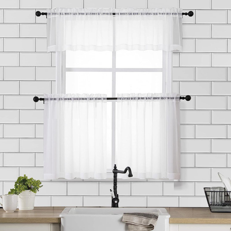 Cantonnière blanche sur mesure Alesander