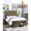 Mobilier de chambre à coucher de style traditionnel pour lit de grand lit avec tête de lit tapissier à finition brune