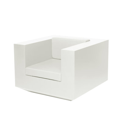 Vela - Resin Lounge Chair - Basic