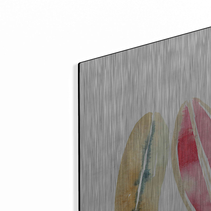 Surfboard in a Row »par Katrina Pete, art mural en métal, H 24 po x l 36 po