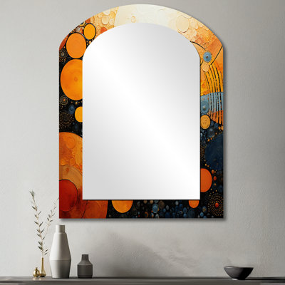 Fiery Fusion III - miroir mural en arc à collages abstraits, miroir décoratif asymétrique jaune