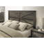 Grand lit rustique gris avec détails en métal et bois d'hévéa, tête de lit en bois d'ingénierie, cadre de chambre à coucher moderne avec style, papier, simple