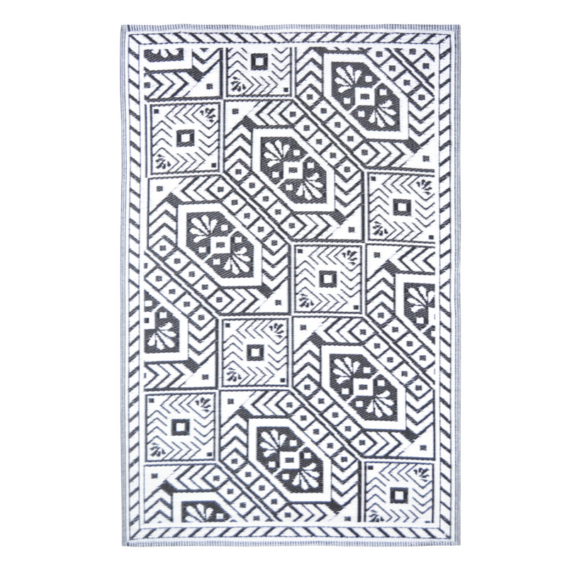 Outdoor Carpet Diamond B/W S