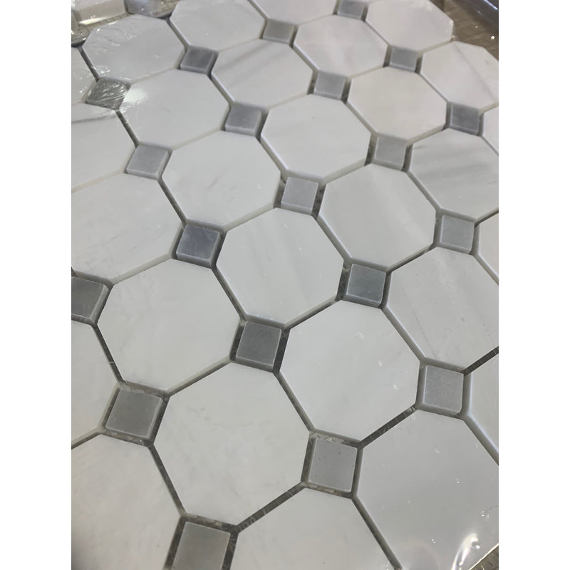 Carreau de sol et mosaïque en marbre octogone et à pois