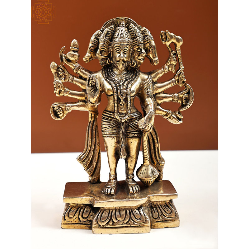 Panchamukhi Hanuman debout