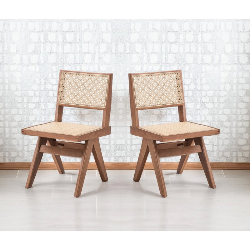Le style Mid-Century de Casual Casual's comprend 2 chaises d'appoint au fini naturel avec une structure et des pieds de style rustique pour une atmosphère de salle à manger harmonieuse