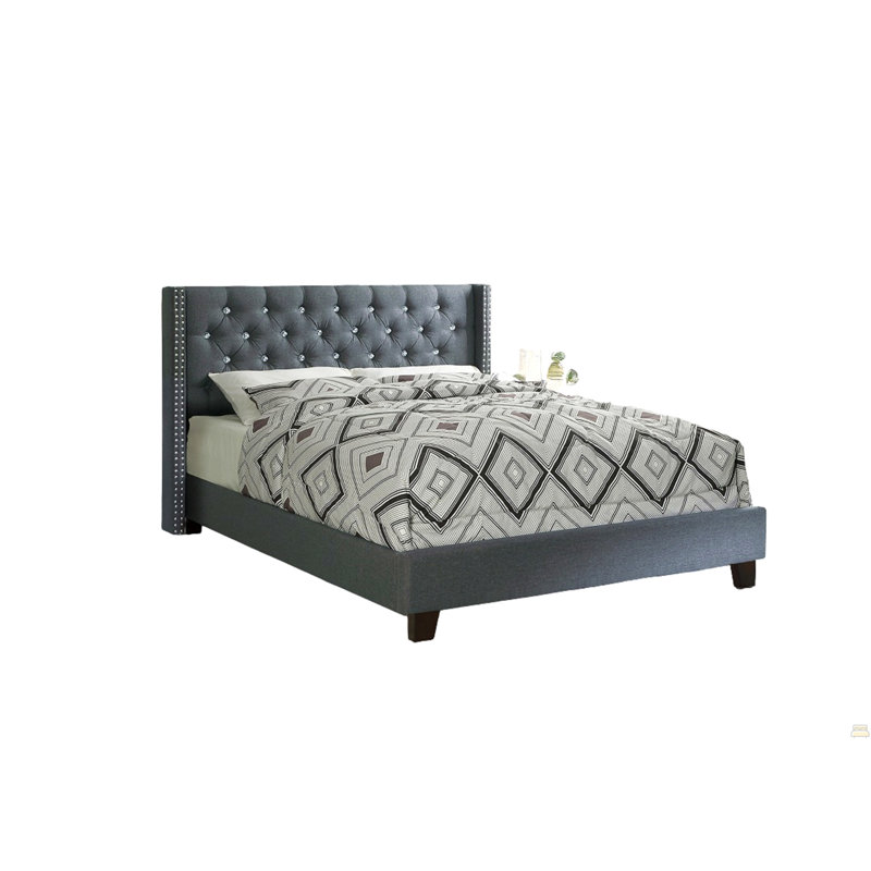 1pièce lit double capitonné avec pieds en plastique
