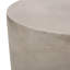 Table d'appoint d'extérieur légère, gris clair