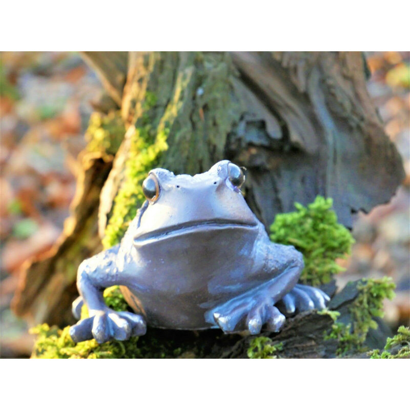 Hagy Plastic Garden Statue