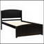 Lit plateforme en bois avec tête de lit, pied de lit et lattes en bois-203960974
