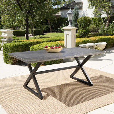 Table de salle à manger en aluminium avec cadre en acier Rolando