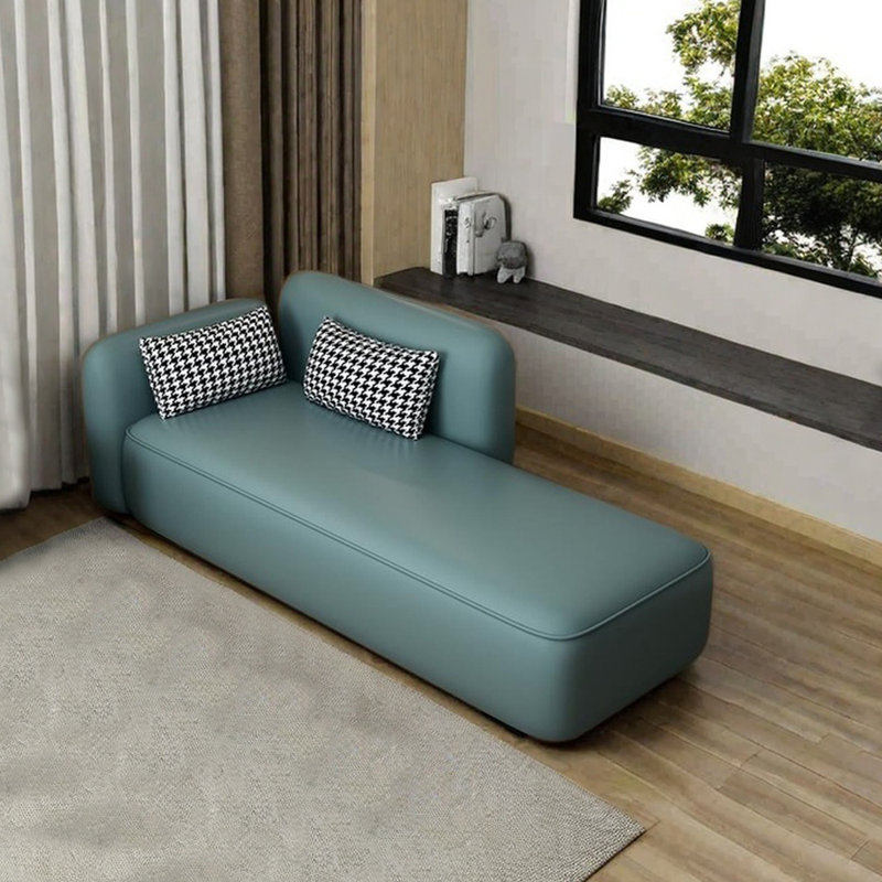 Dolohov, Turquoise, Orienté à gauche (vu de face)