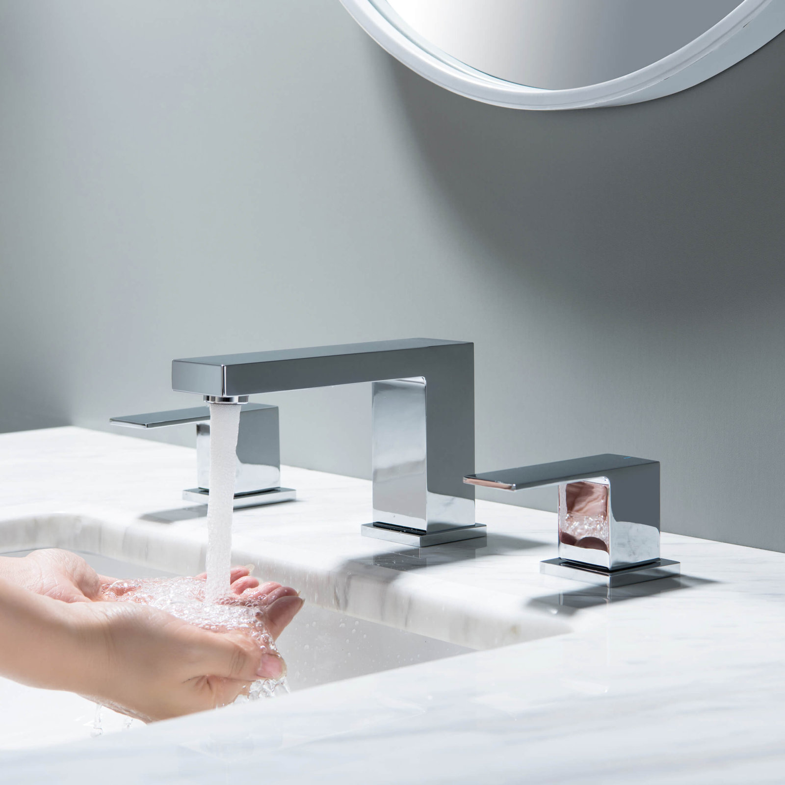 Cube Widespread Bathroom Faucet with Drain, Silver