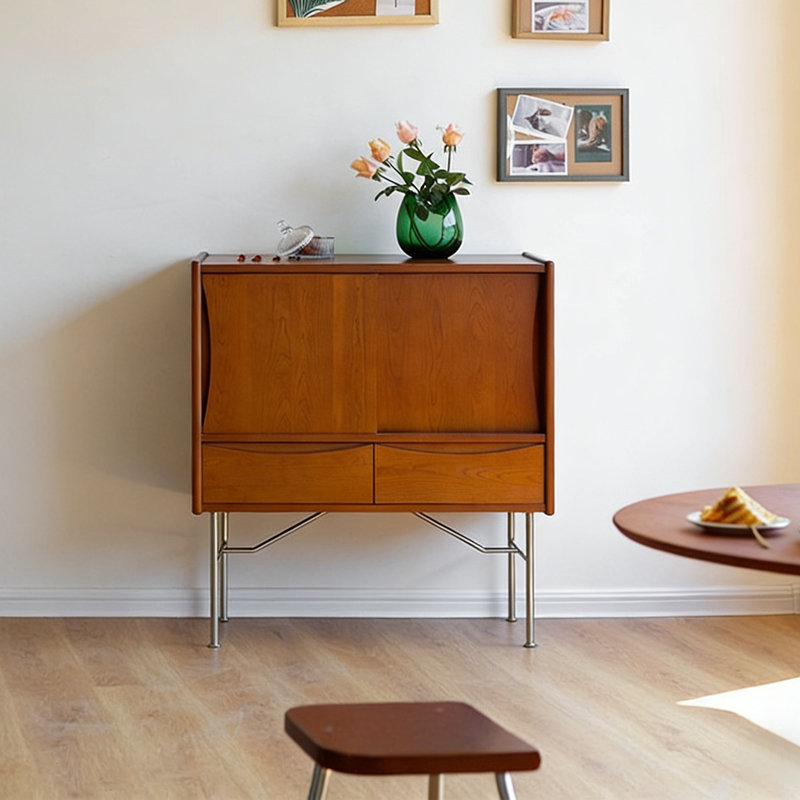 Petite armoire d'appoint en acier inoxydable