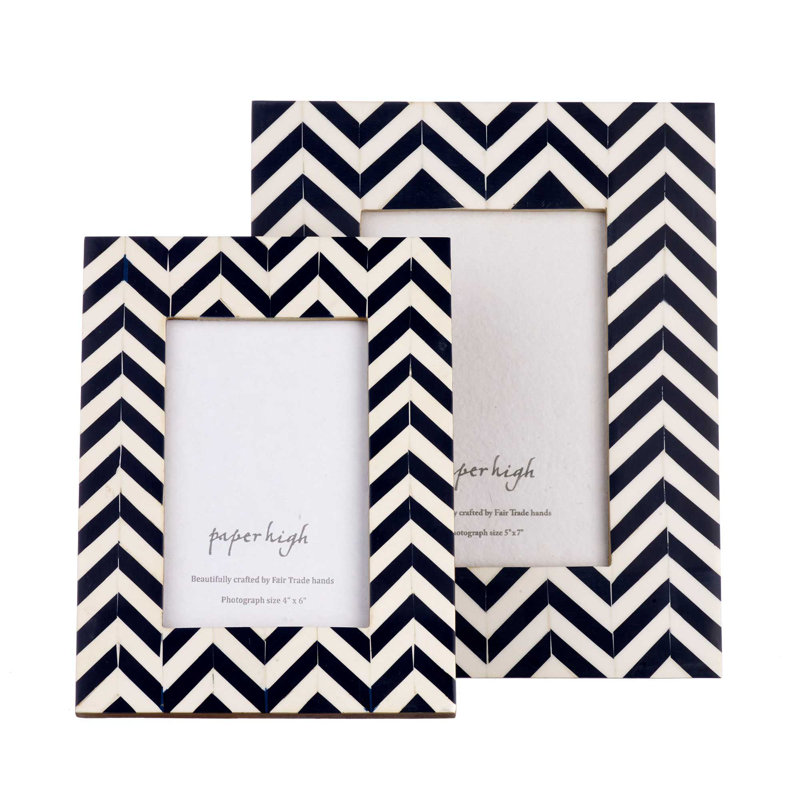 Single Picture Frame Black/White Picture Frame, 27cm x 22cm
