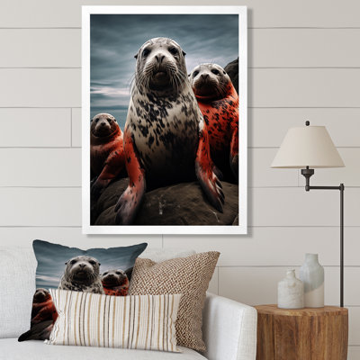 " Grey Red Seal Silent Guardians "